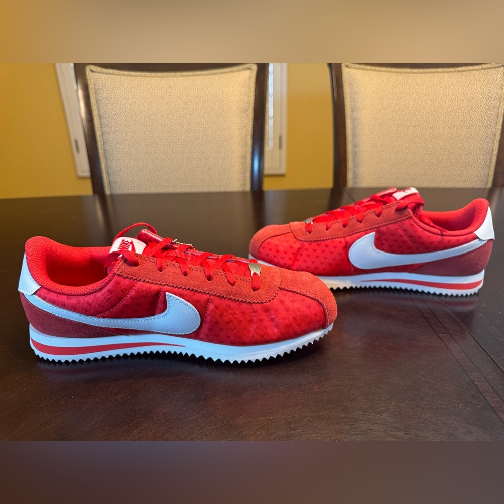 New Nike Cortez Valentines Day Heart Sneaker Shoes - Picture 13 of 16